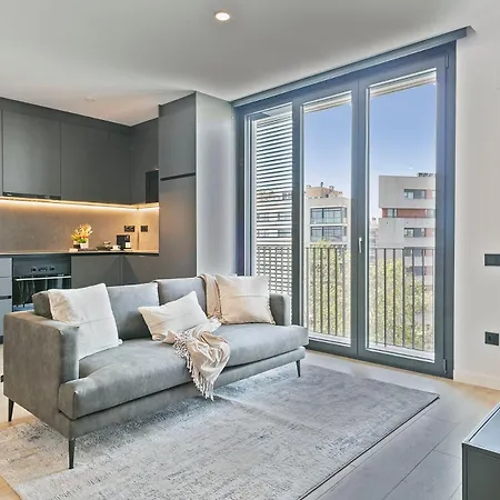 Apartamento 1 Bedroom Cozy Aparment Joan Austria